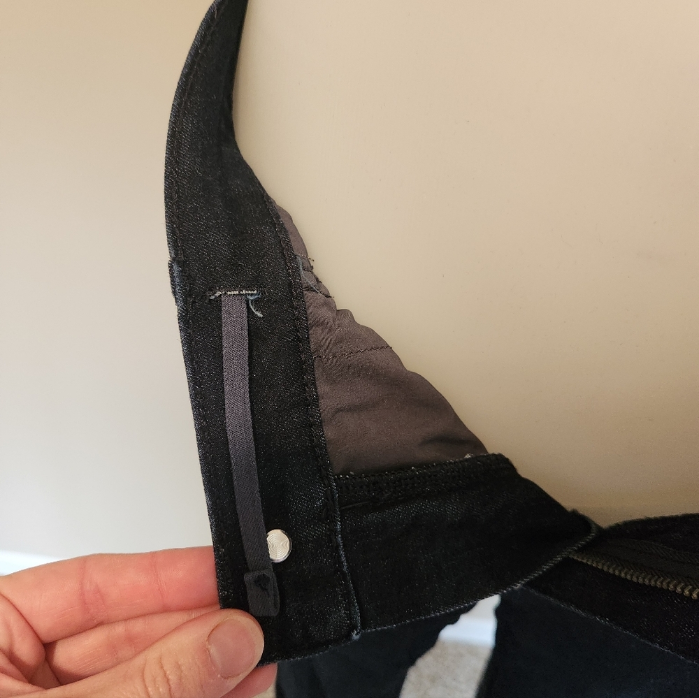 Kuhl Kontour skinny dark wash denim short inseam - Picture 7 of 11